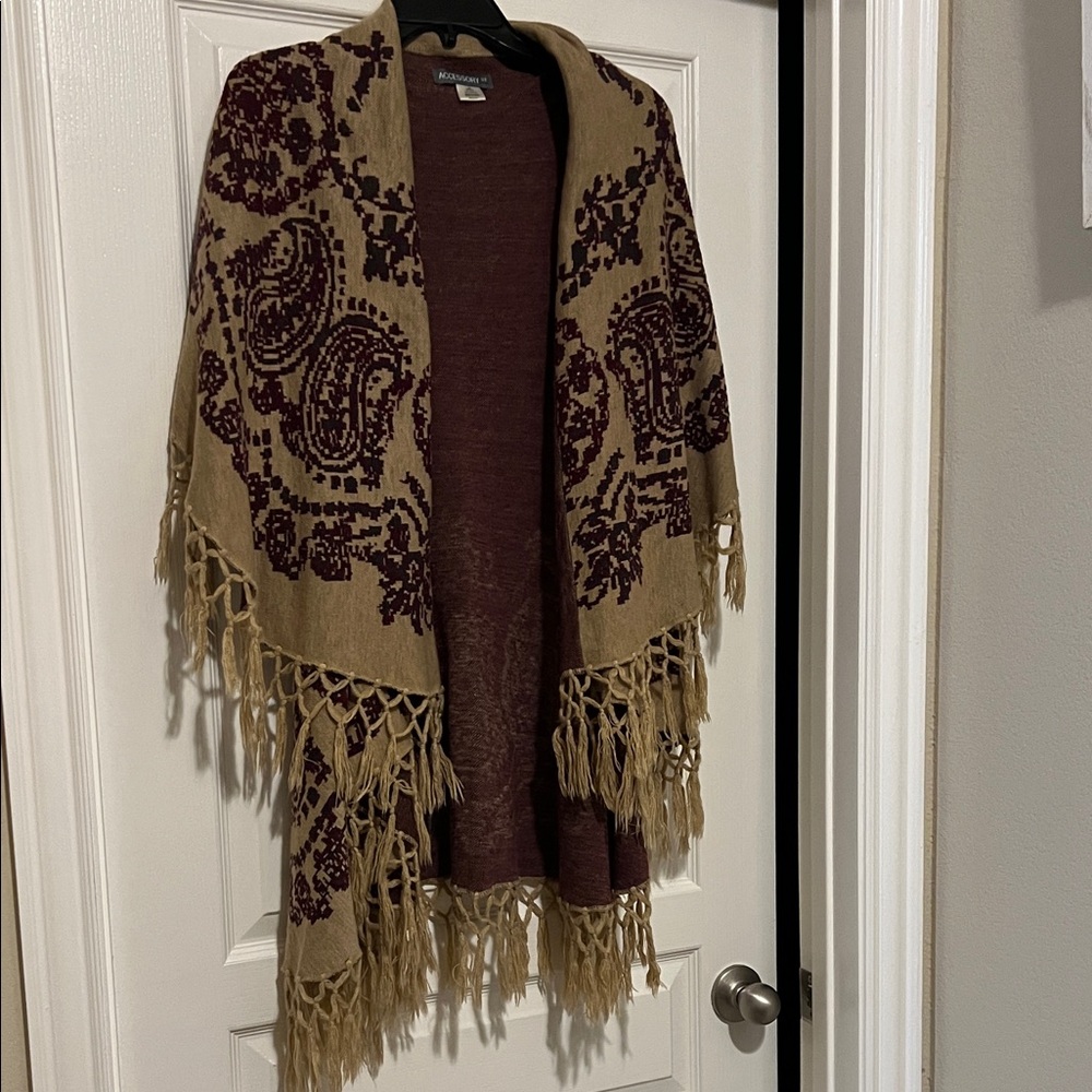 Accessory St Bohemian Fringe Cardigan with Paisley Design